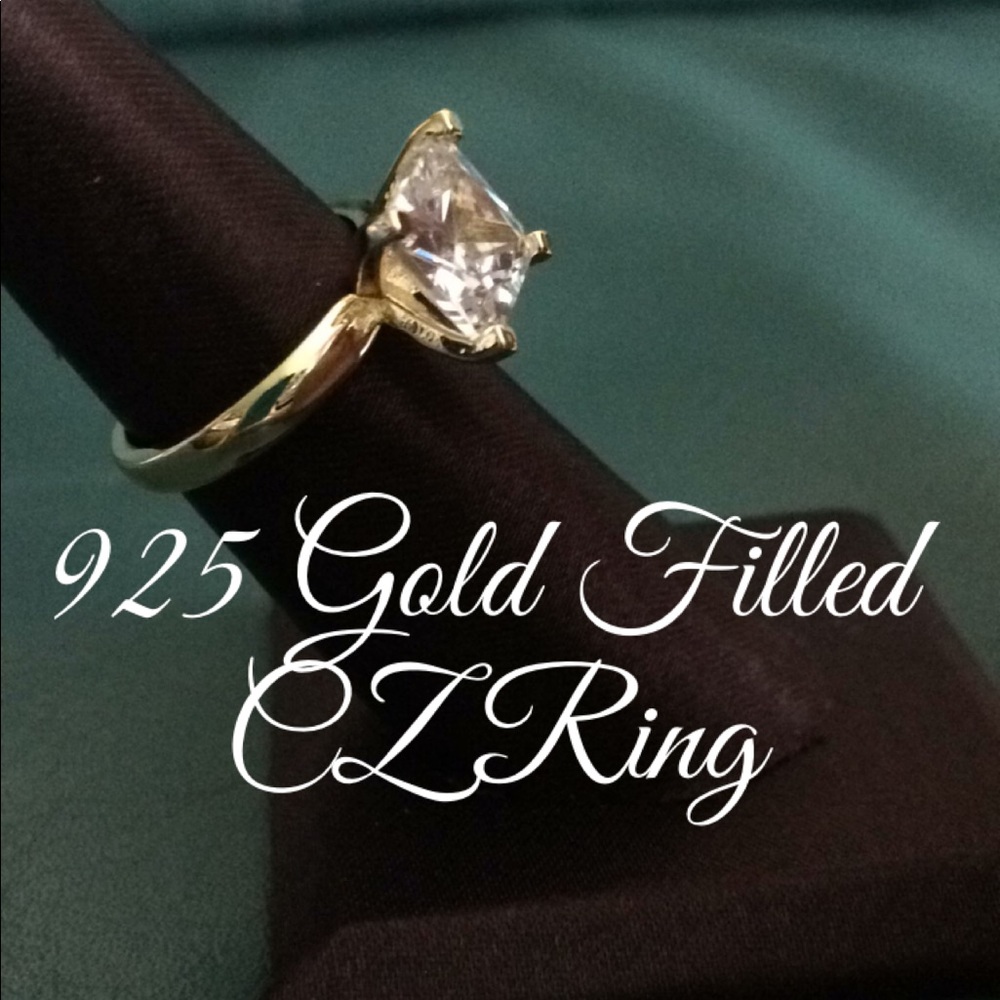 🆕925 Gold Filled White CZ Sapphire Ring⭐️